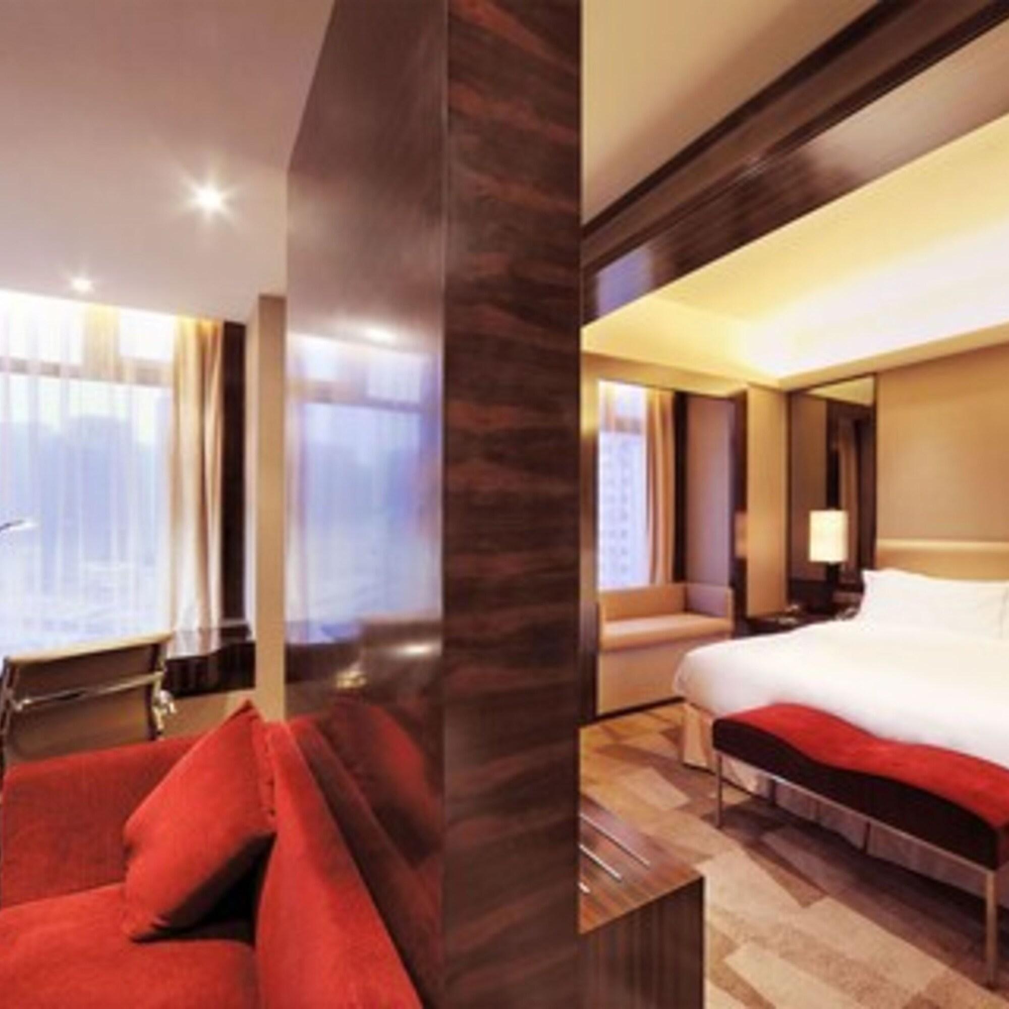 Royal Suites & Towers Vuhan Dış mekan fotoğraf