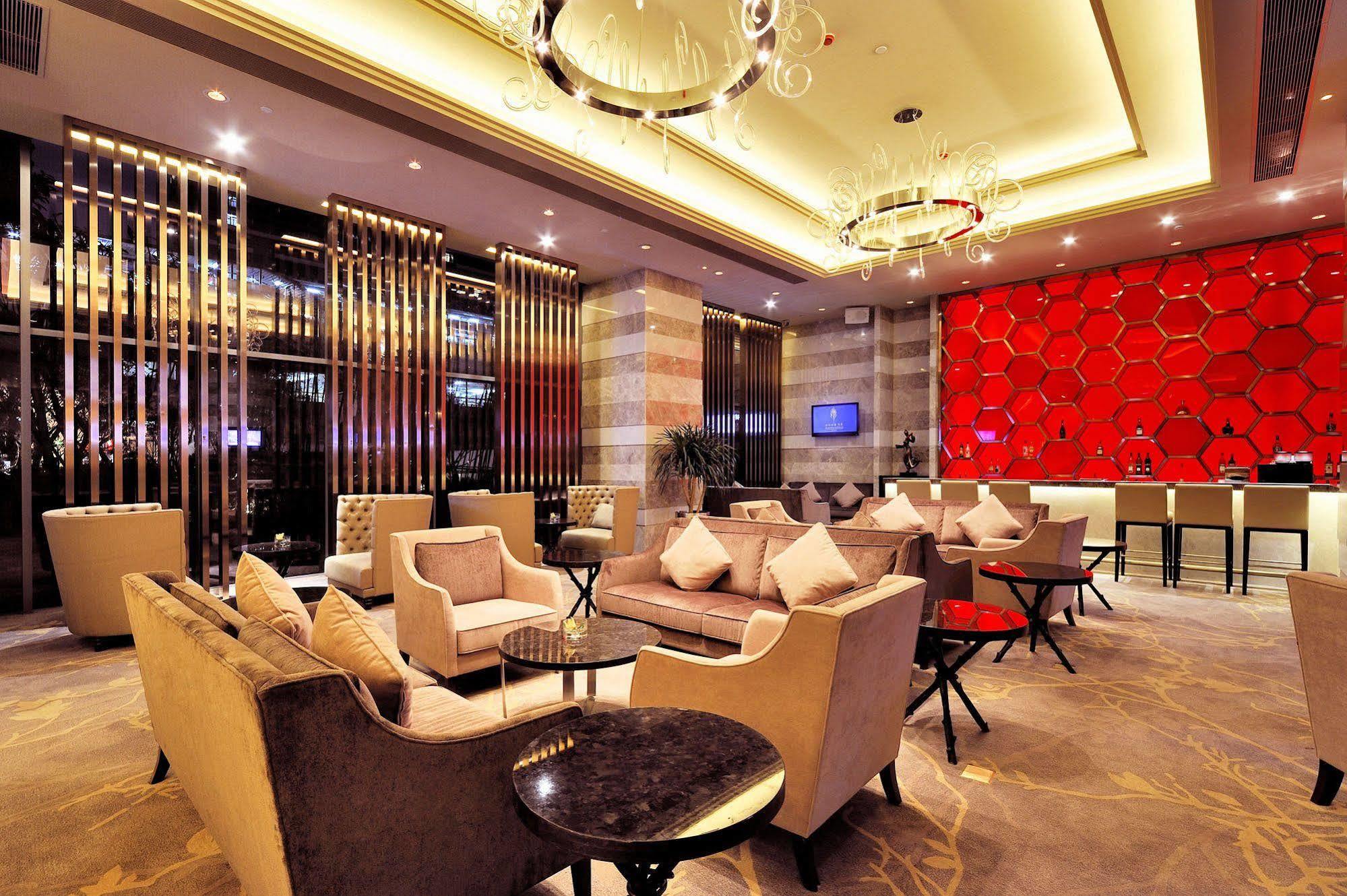 Royal Suites & Towers Vuhan Dış mekan fotoğraf
