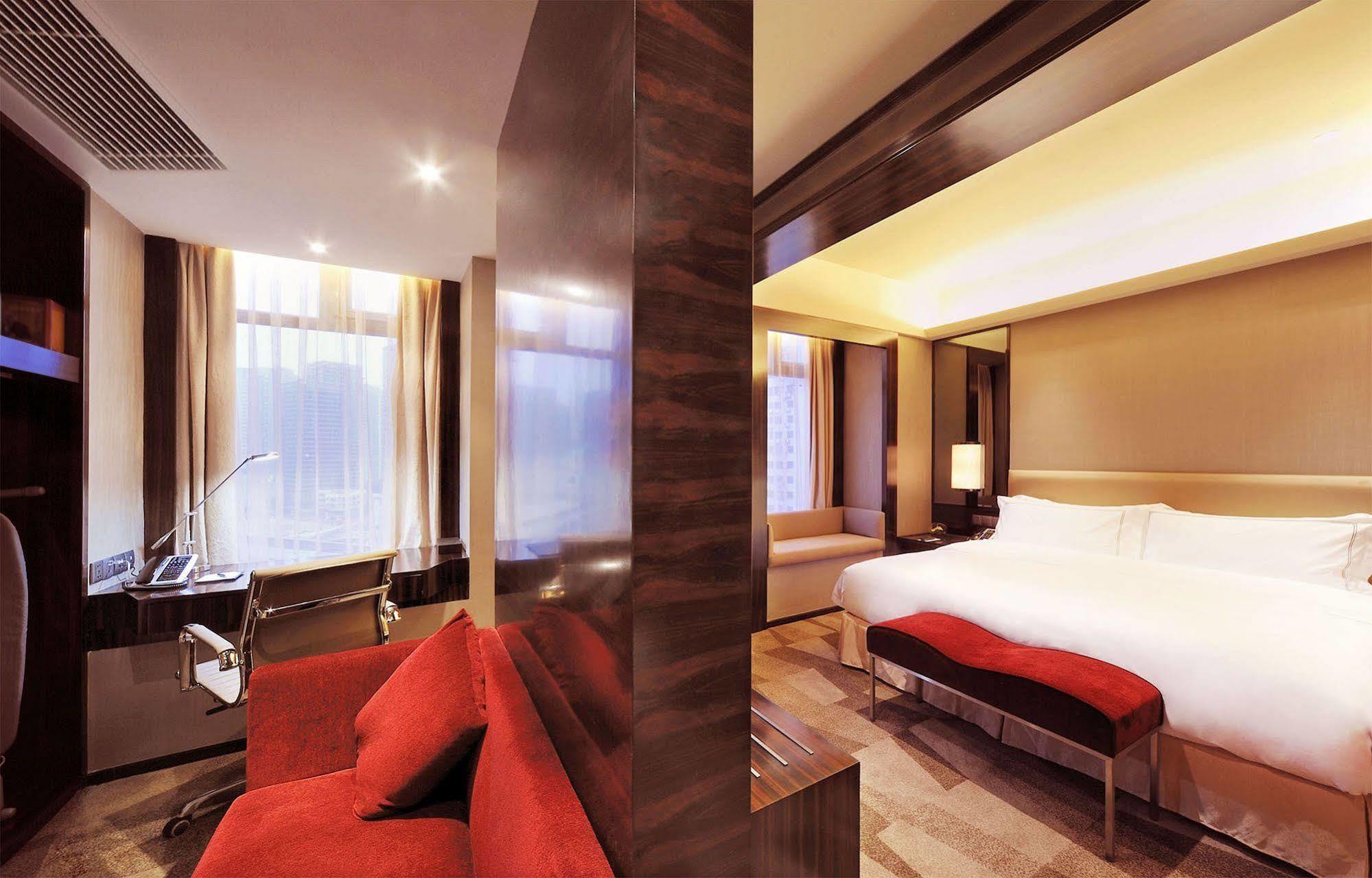 Royal Suites & Towers Vuhan Dış mekan fotoğraf
